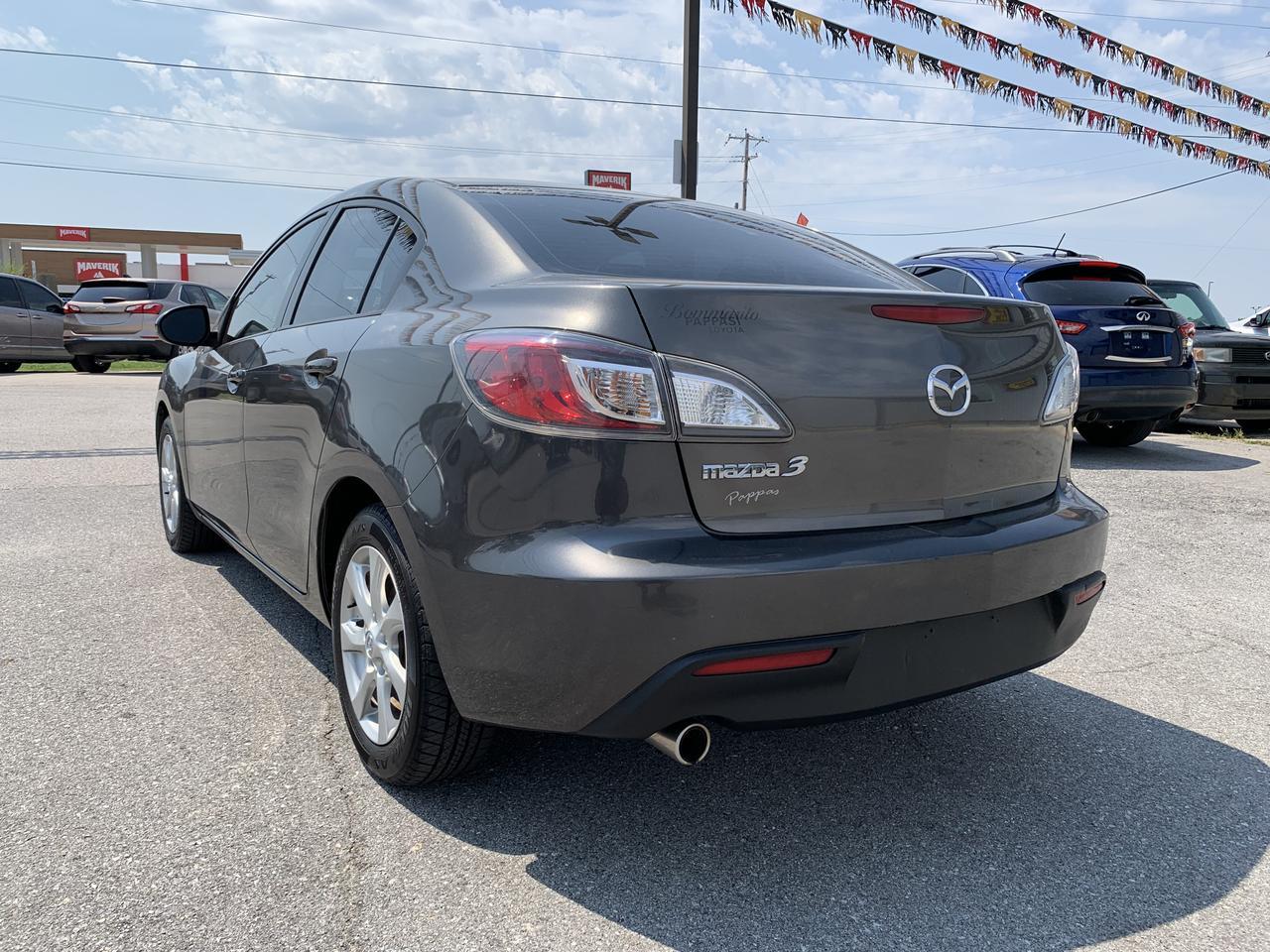 2010 MAZDA MAZDA3 i Touring Sedan 4D Aurora MO