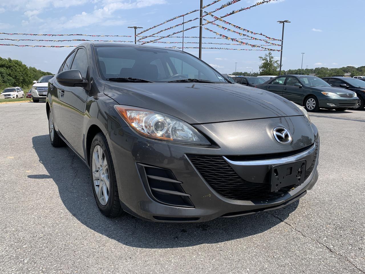 2010 MAZDA MAZDA3 i Touring Sedan 4D Aurora MO