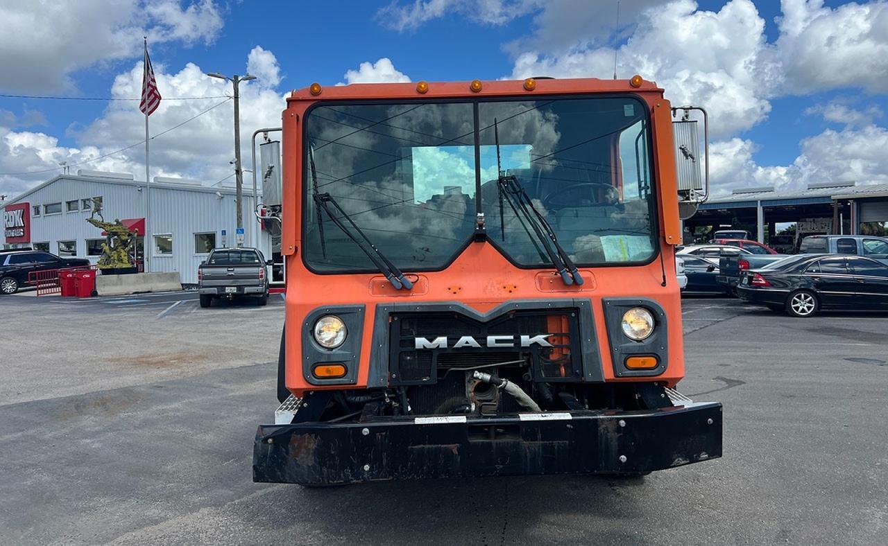 2010 Mack MRU613 Tampa FL