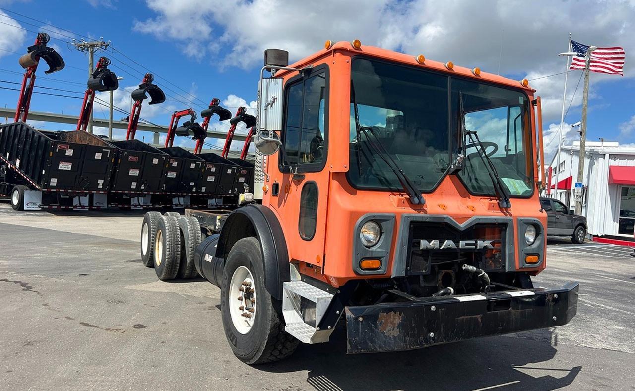 2010 Mack MRU613 Tampa FL