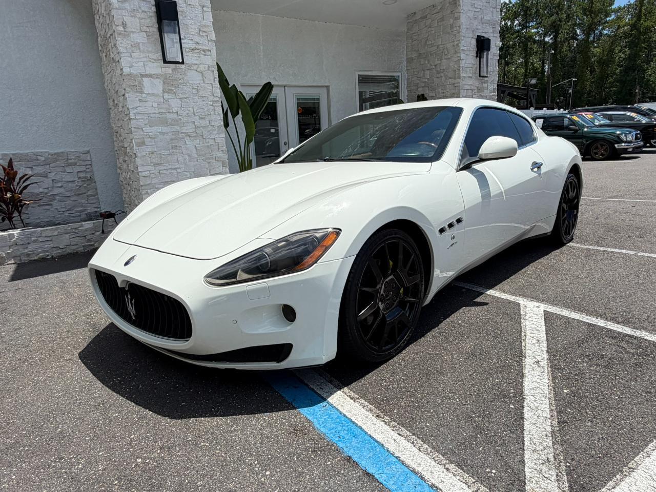 2010 Maserati GranTurismo 2dr Cpe GranTurismo