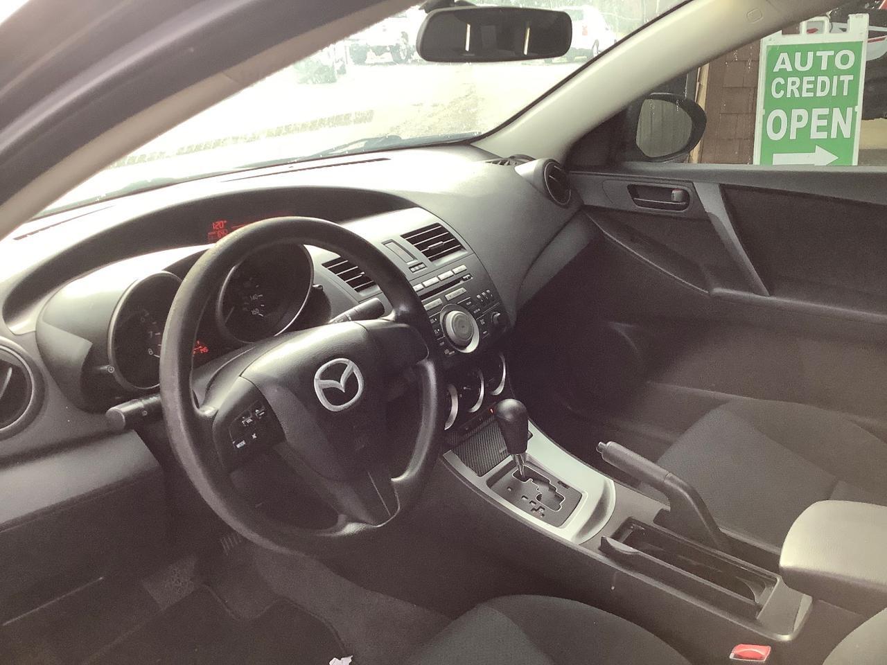 2010 Mazda Mazda3 i Sport Hayden ID