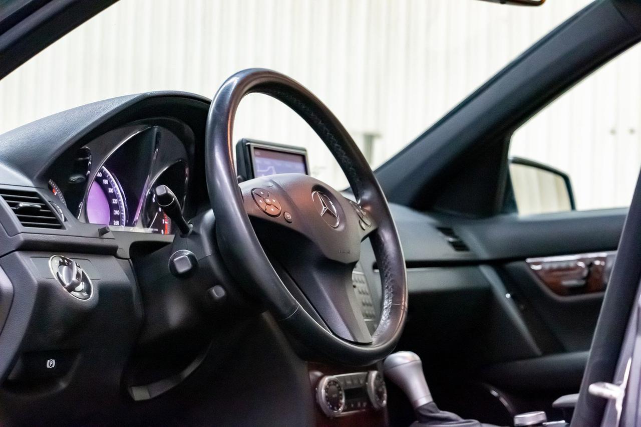 2010 Mercedes-Benz C-350 4Matic Leather Roof Nav BCam Red Deer AB