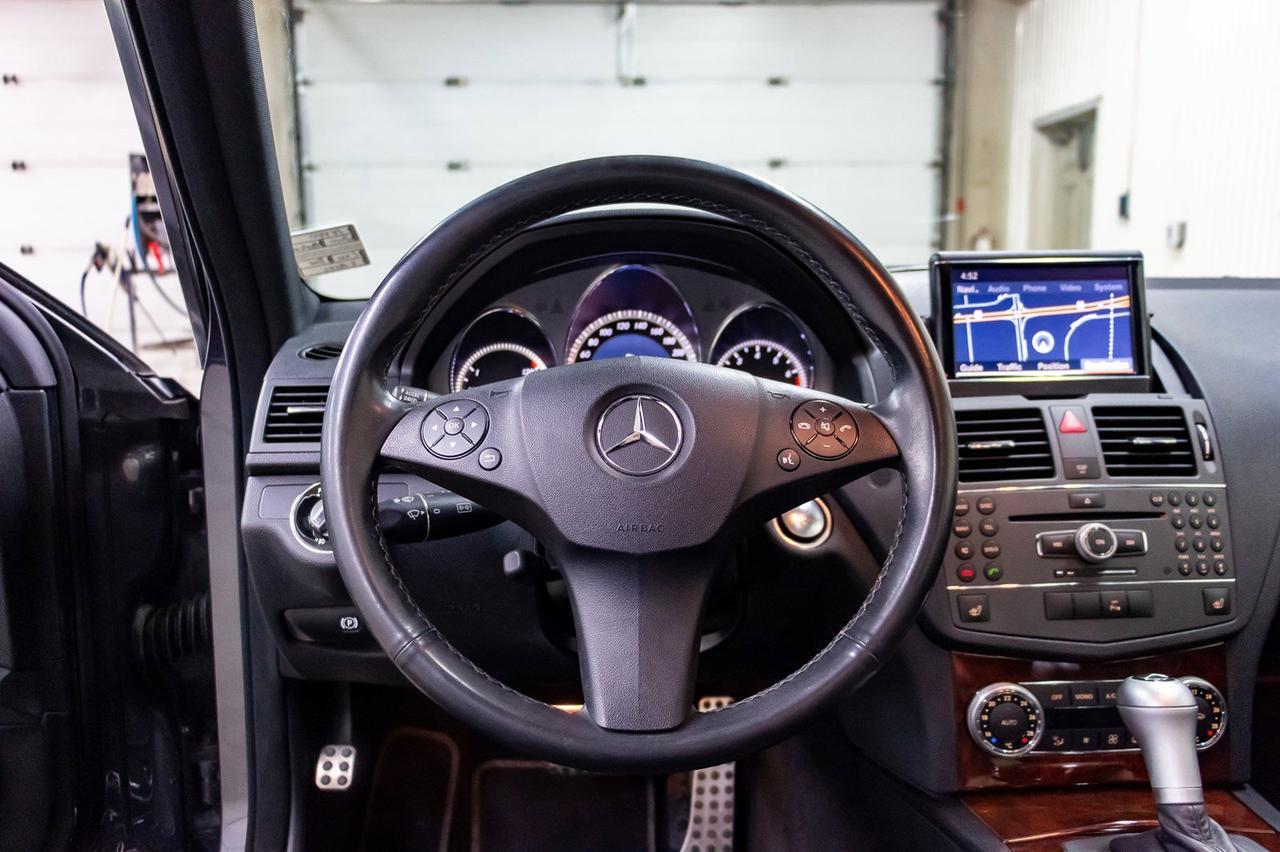 2010 Mercedes-Benz C-350 4Matic Leather Roof Nav BCam Red Deer AB