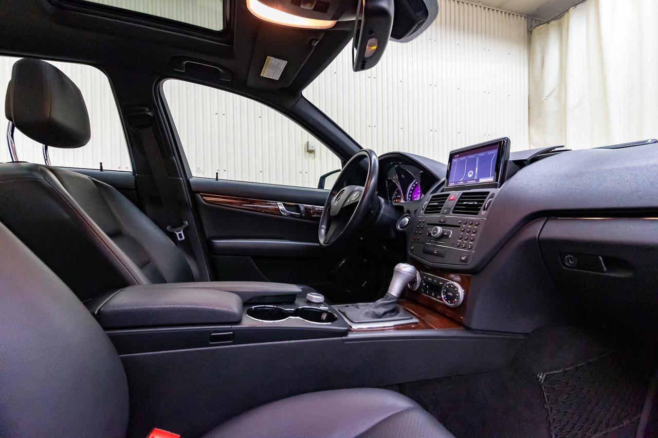2010 Mercedes-Benz C-350 4Matic Leather Roof Nav BCam Red Deer AB