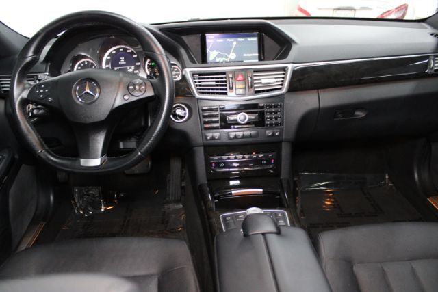 2010 Mercedes-Benz E 550 Sport