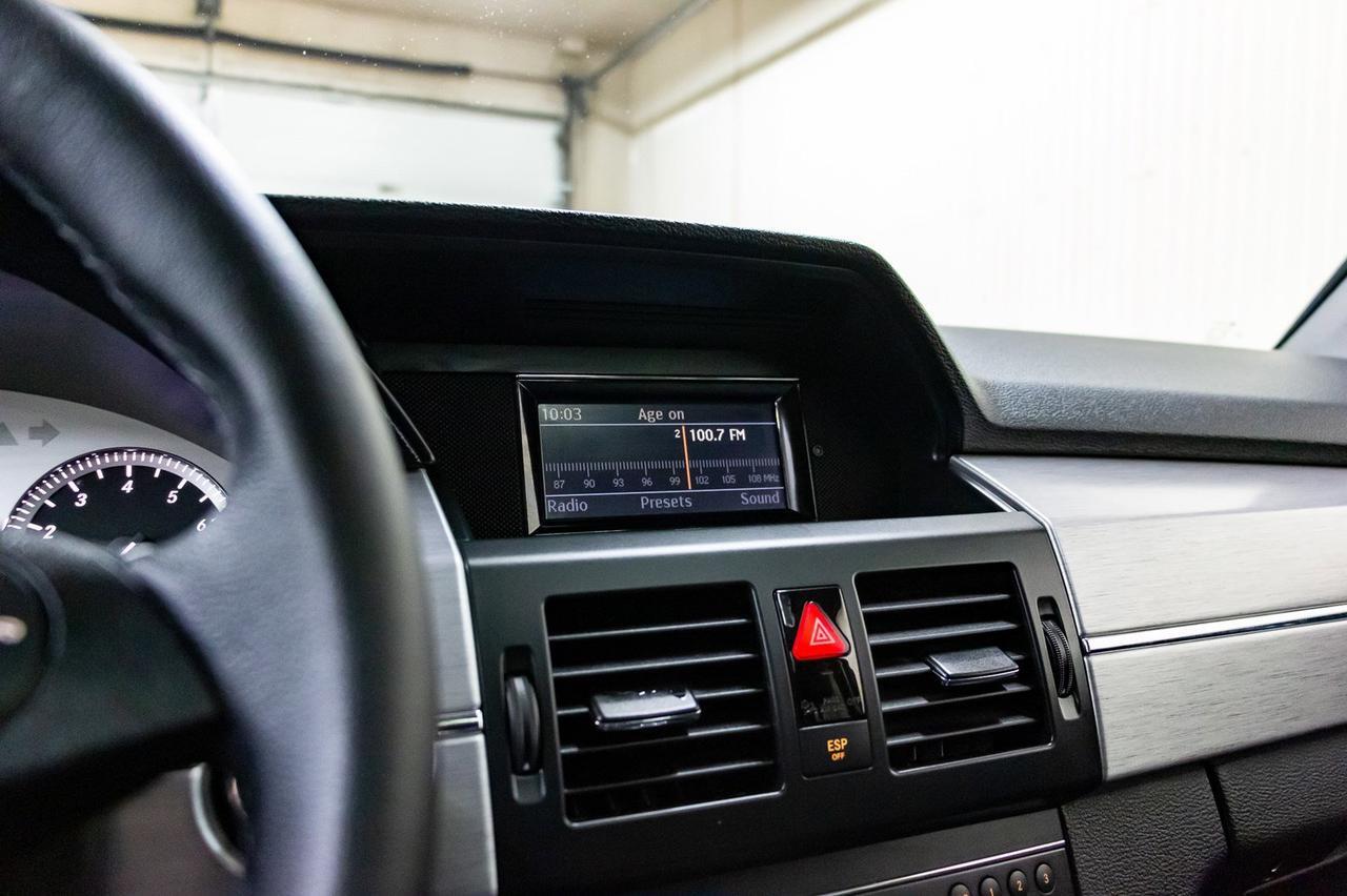 2010 Mercedes-Benz GLK 350 4Matic Leather Roof Red Deer AB