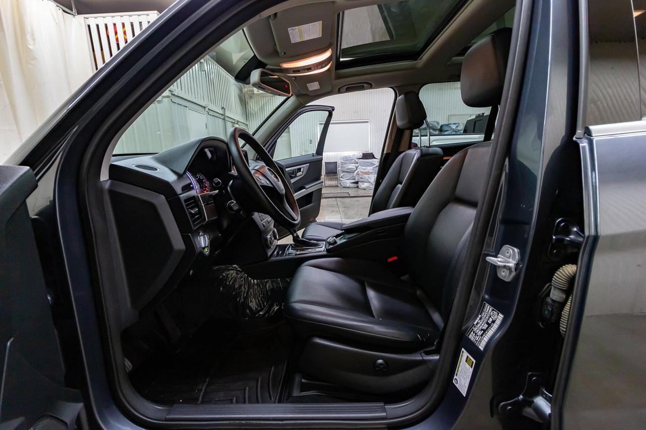 2010 Mercedes-Benz GLK 350 4Matic Leather Roof Red Deer AB