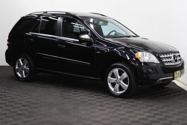 2010 Mercedes-Benz M-Class ML350 BlueTEC's photo