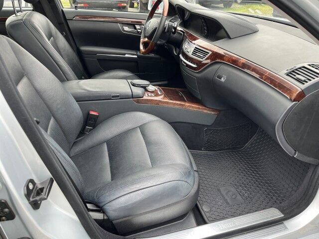 2010 Mercedes Benz S 450 550 4MATIC photo 22