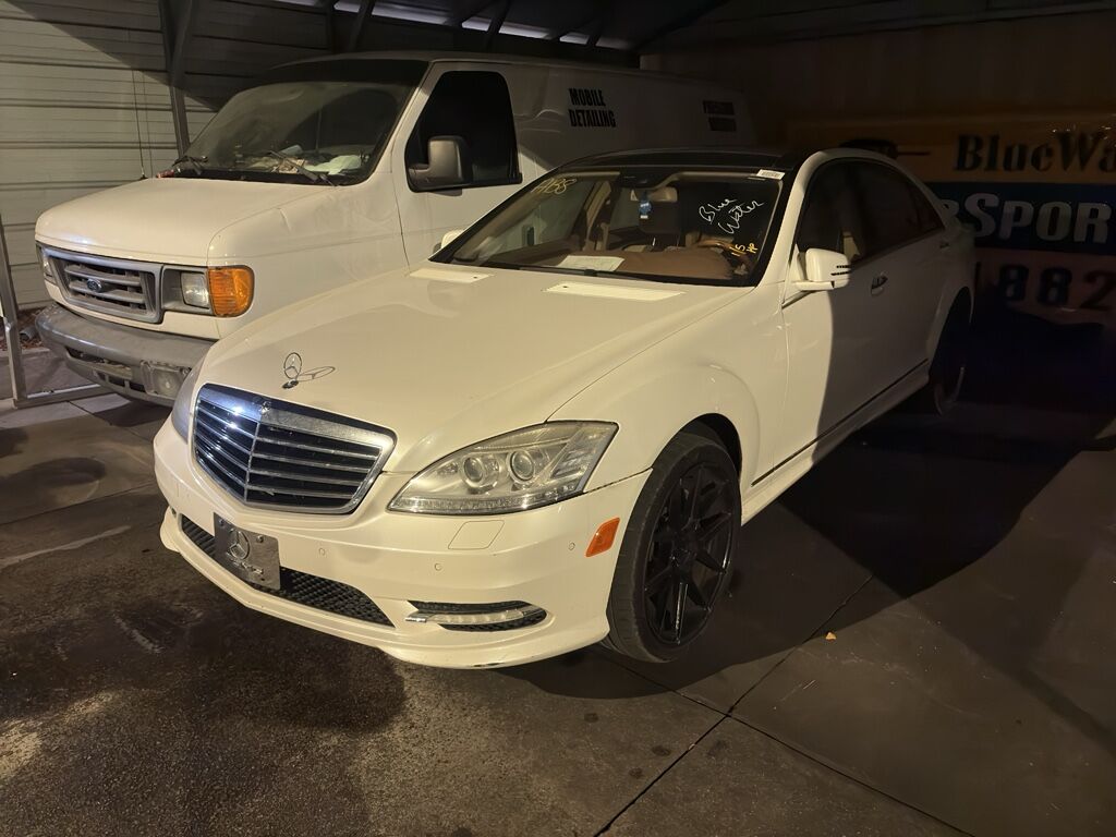 2010 Mercedes-Benz S-Class S550