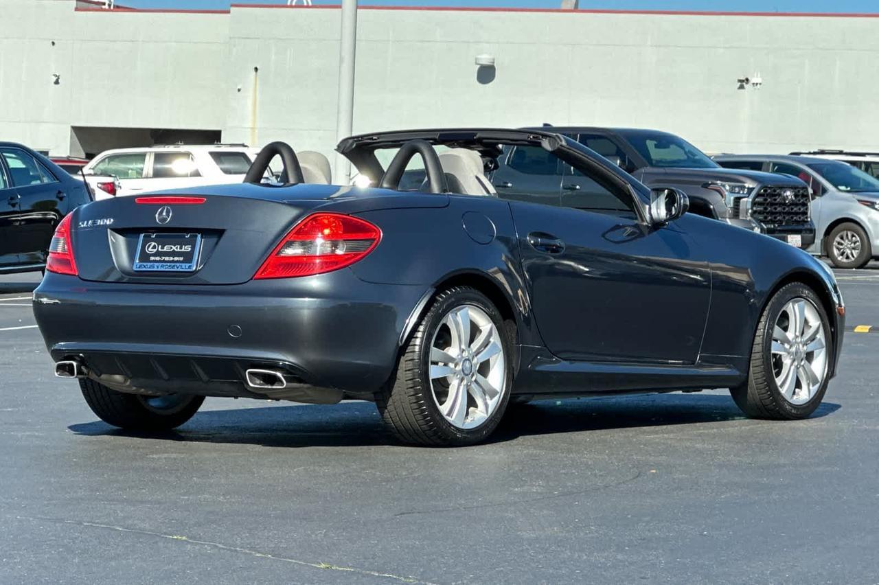 2010 Mercedes-Benz SLK 300 SLK 300