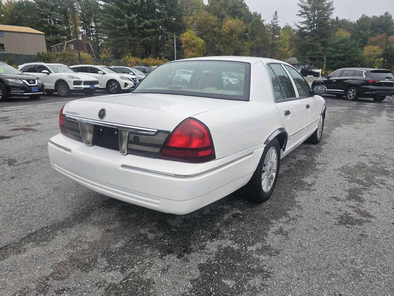 2010 Mercury Grand Marquis LS Charlton MA