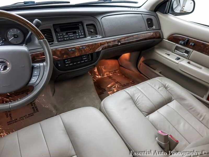2010 Mercury Grand Marquis LS Willowbrook IL