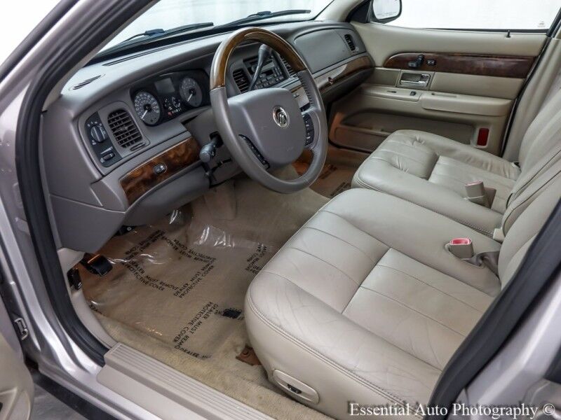 2010 Mercury Grand Marquis LS Willowbrook IL