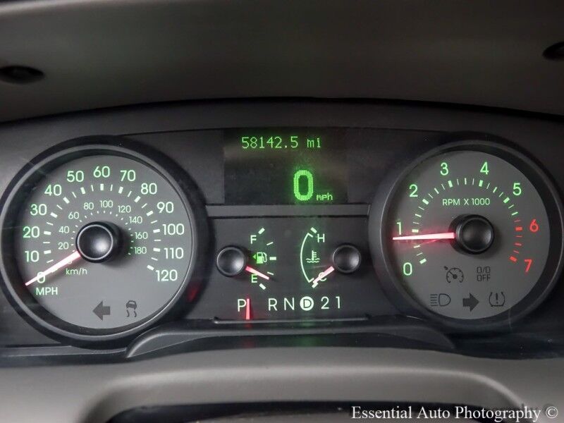 2010 Mercury Grand Marquis LS Willowbrook IL