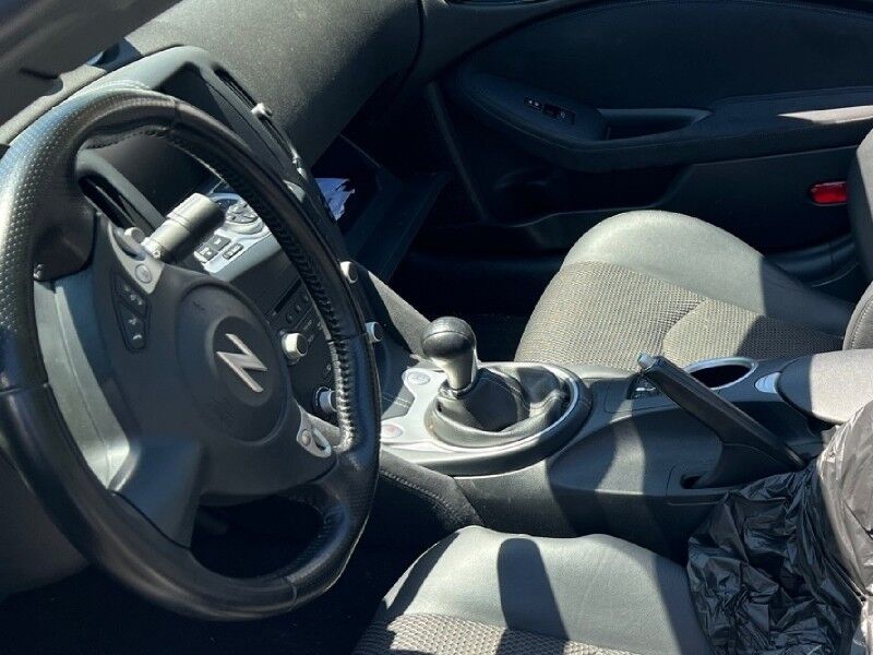 2010 Nissan 370Z 2dr Roadster Manual Touring Arlington VA