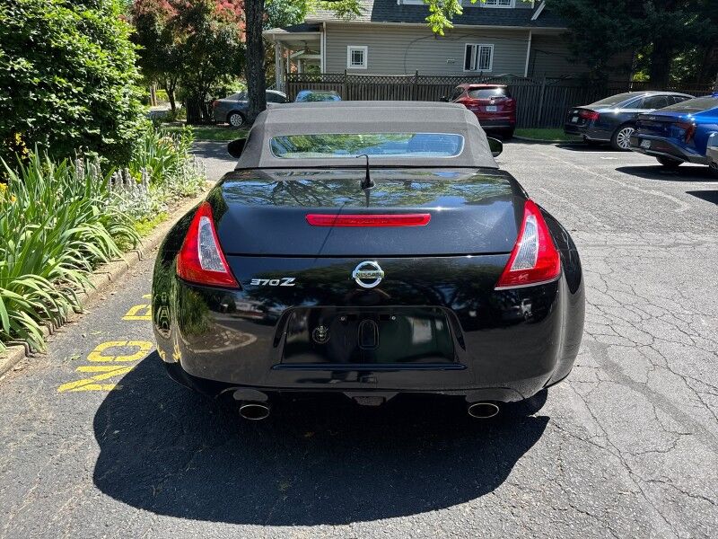 2010 Nissan 370Z Touring Roadster w/ Sport Package Arlington VA