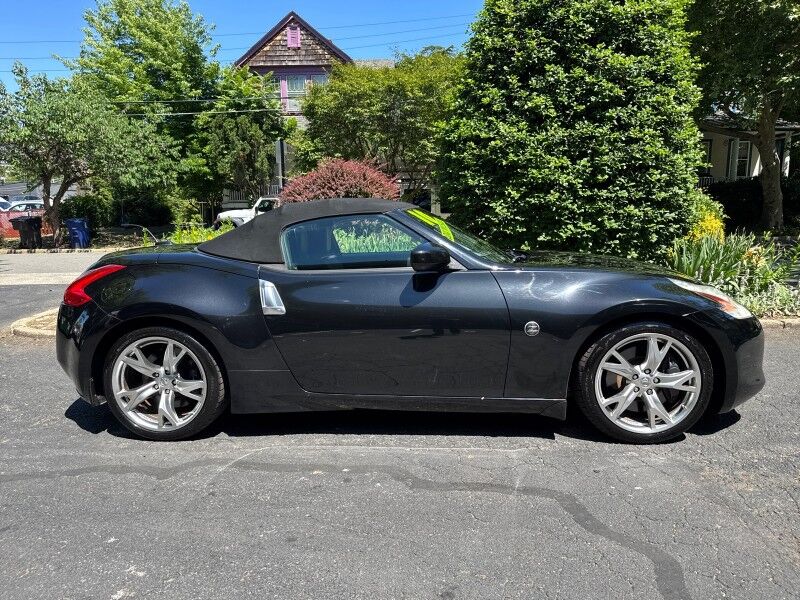 2010 Nissan 370Z Touring Roadster w/ Sport Package Arlington VA