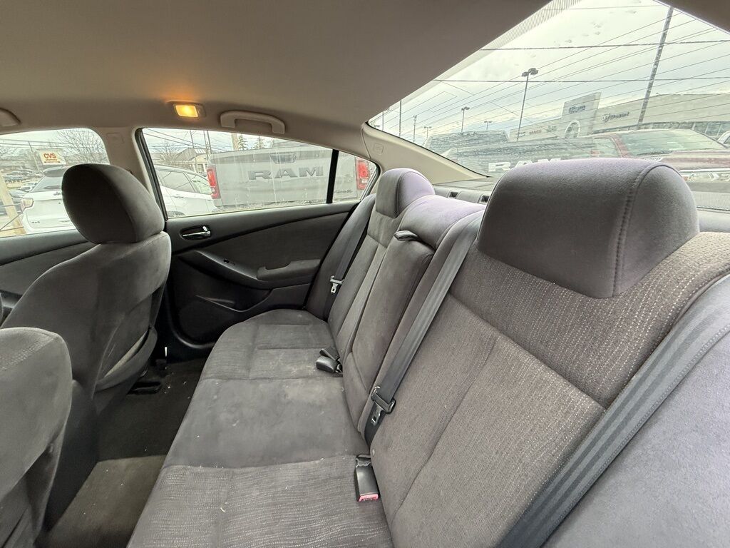 2010 Nissan Altima 2.5 S Crestwood KY