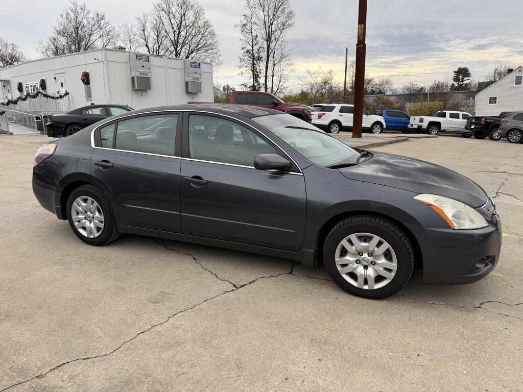 2010 Nissan Altima 2.5 S Crestwood KY