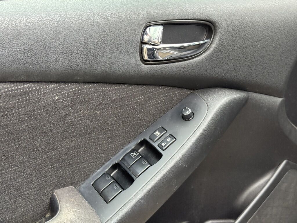 2010 Nissan Altima 2.5 S Crestwood KY