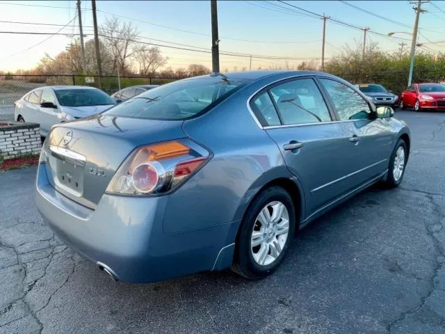 2010 Nissan Altima 2.5 S Sedan 4D Cincinnati OH