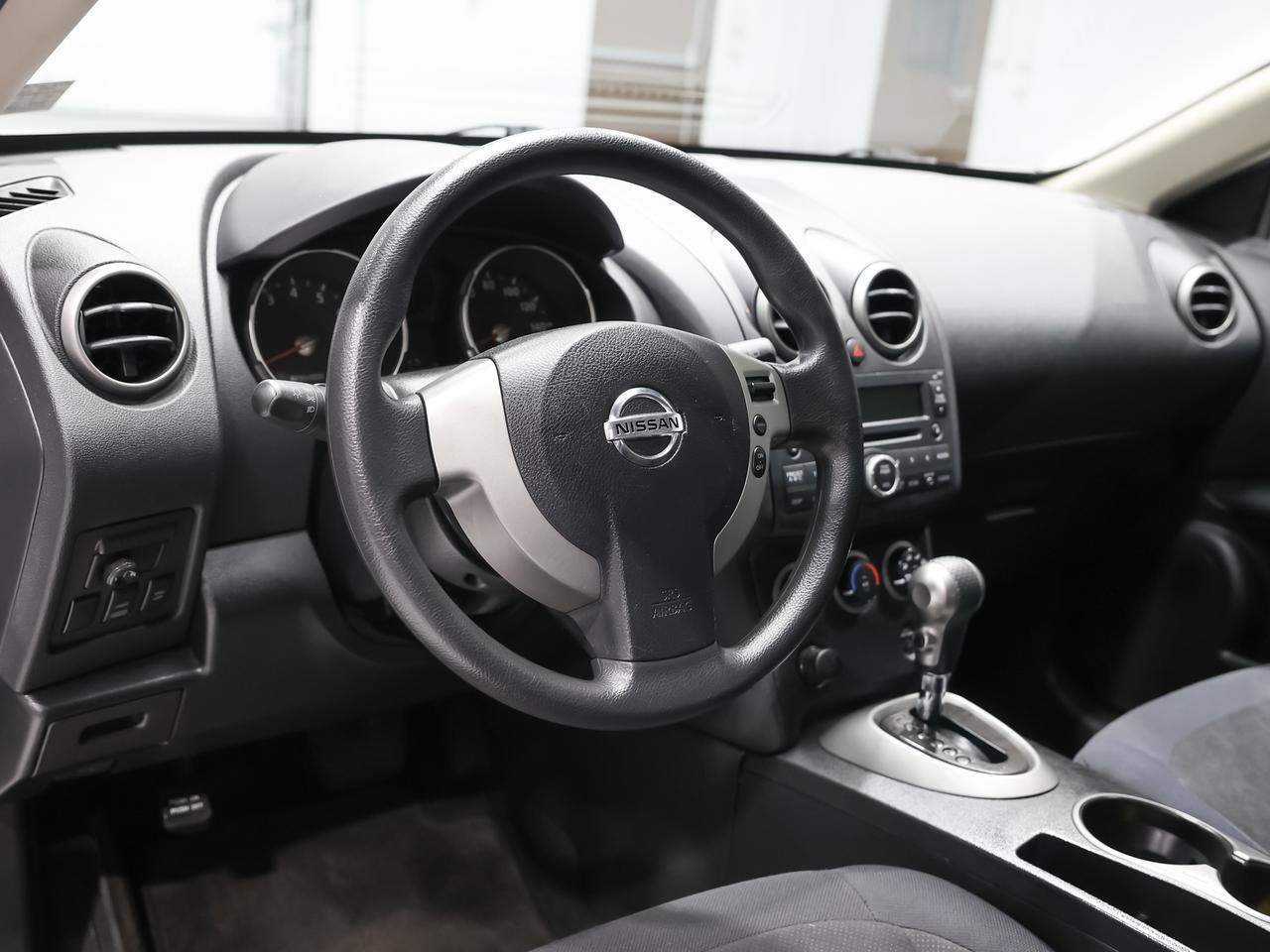 2010 Nissan Rogue S AWD photo 7