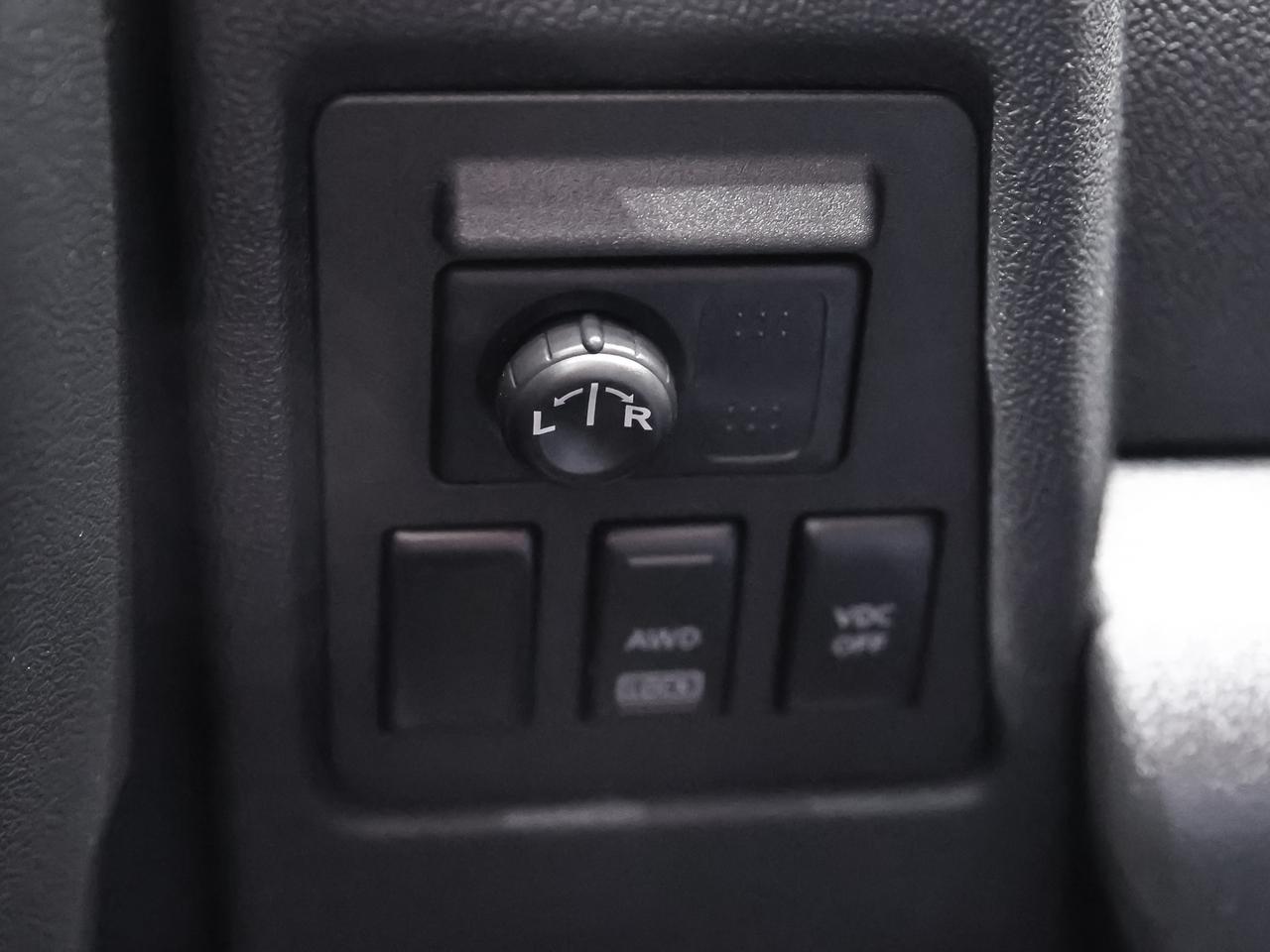 2010 Nissan Rogue S AWD photo 15