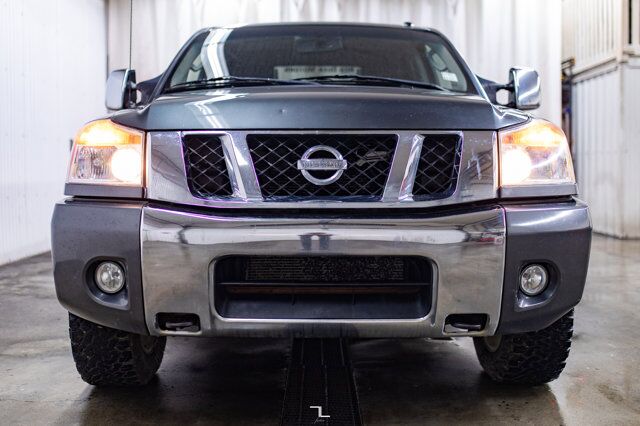 2010 Nissan Titan 4x4 Crew Cab LE Leather Roof Red Deer AB