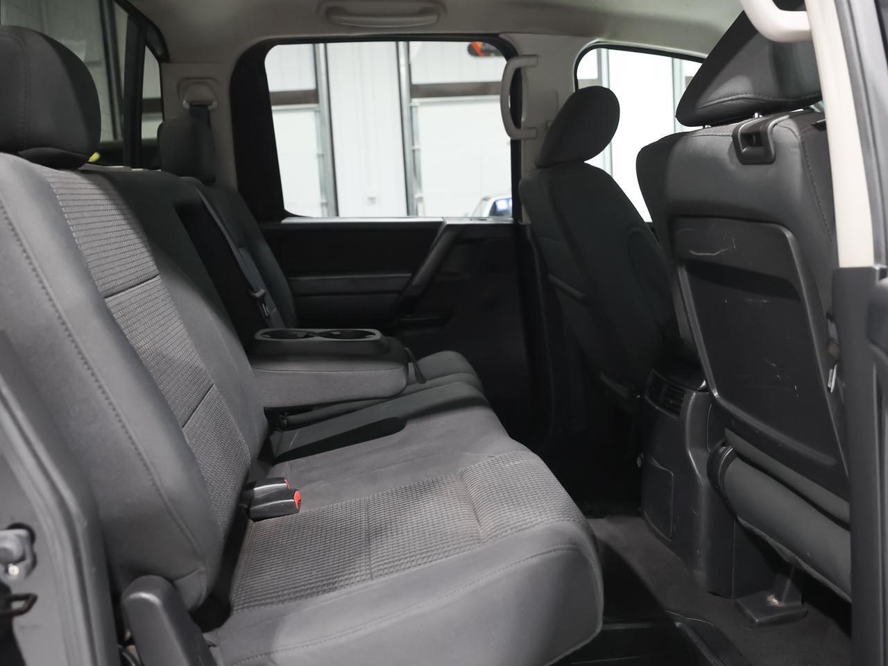 2010 Nissan Titan SE Crew Cab 4WD Cranberry PA