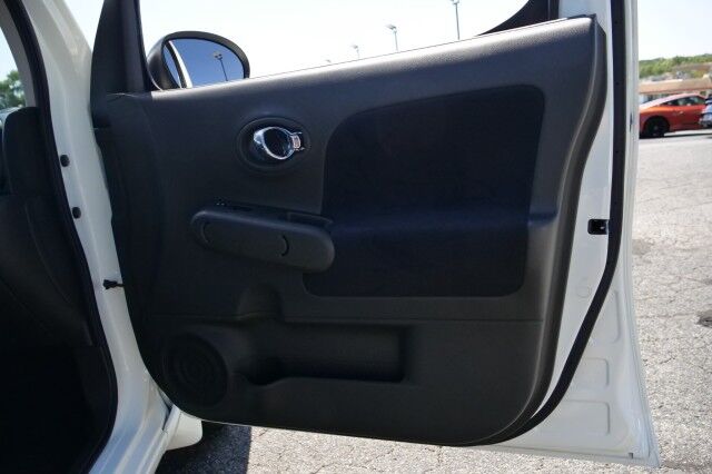 2010 Nissan cube 1.8 S / CD Player & AUX / White Pearl! High Point NC