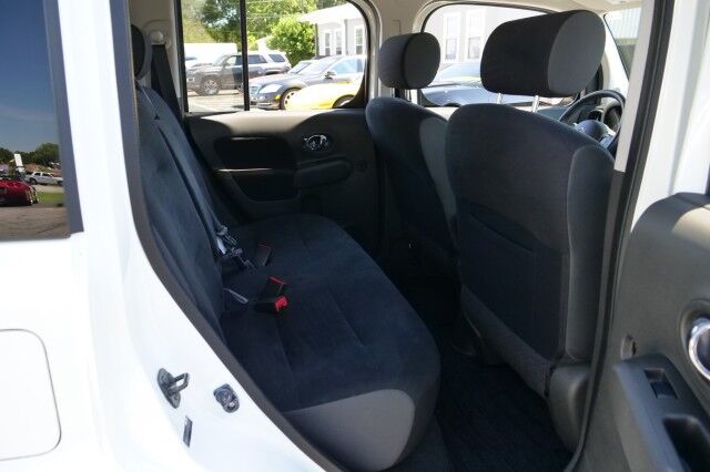 2010 Nissan cube 1.8 S / CD Player & AUX / White Pearl! High Point NC