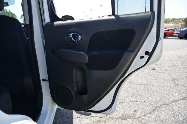 2010 Nissan cube 1.8 S / CD Player & AUX / White Pearl! High Point NC