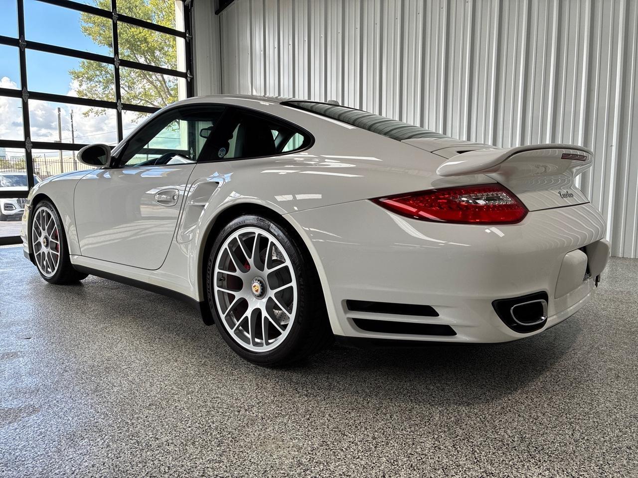 2010 Porsche 911 Turbo, PDK, Sport Chrono, 19in RS Spyder Center Lock Wheels, Porsche Torque Vectoring, Only 26k Miles Houston TX