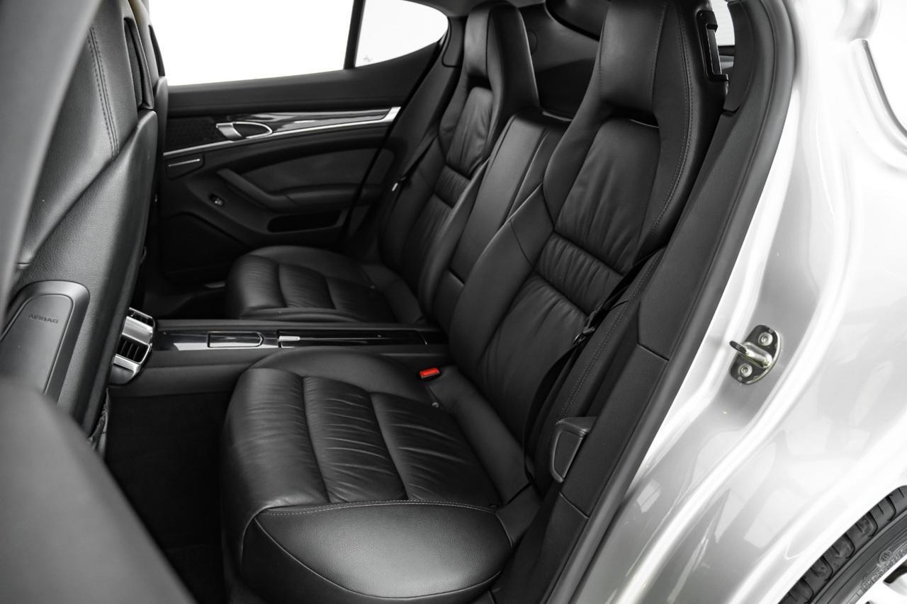 2010 Porsche Panamera S NAVIGATION SUNROOF LEATHER HEATED SEATS FRONT AND REAR PARKING SENSORS BLUETOOTH Carrollton TX