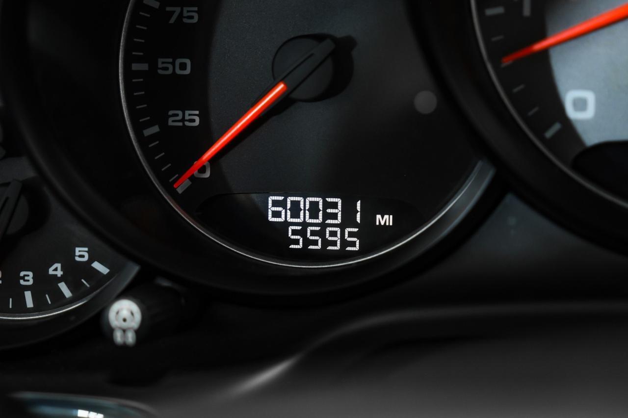 2010 Porsche Panamera S NAVIGATION SUNROOF LEATHER HEATED SEATS FRONT AND REAR PARKING SENSORS BLUETOOTH Carrollton TX