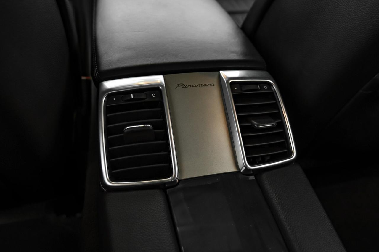2010 Porsche Panamera S NAVIGATION SUNROOF LEATHER HEATED SEATS FRONT AND REAR PARKING SENSORS BLUETOOTH Carrollton TX