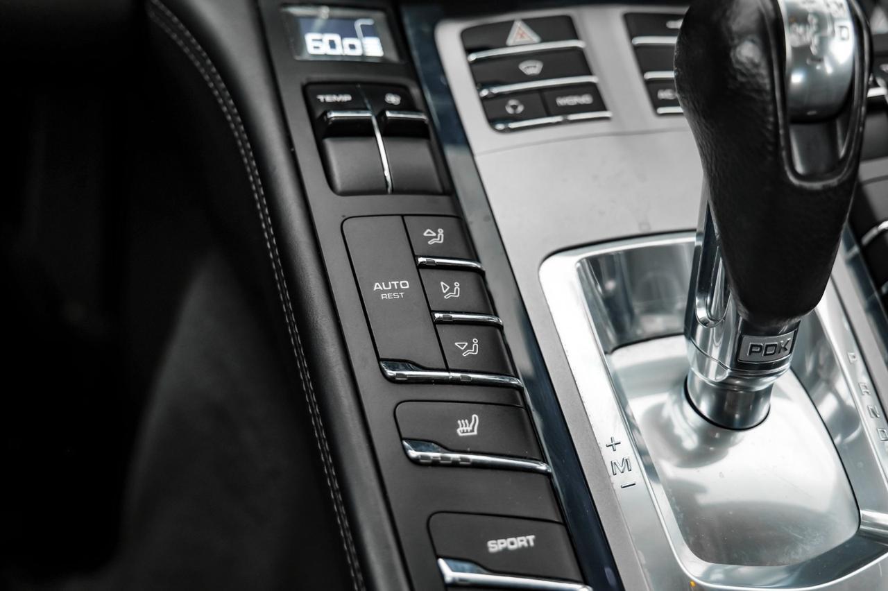 2010 Porsche Panamera S NAVIGATION SUNROOF LEATHER HEATED SEATS FRONT AND REAR PARKING SENSORS BLUETOOTH Carrollton TX