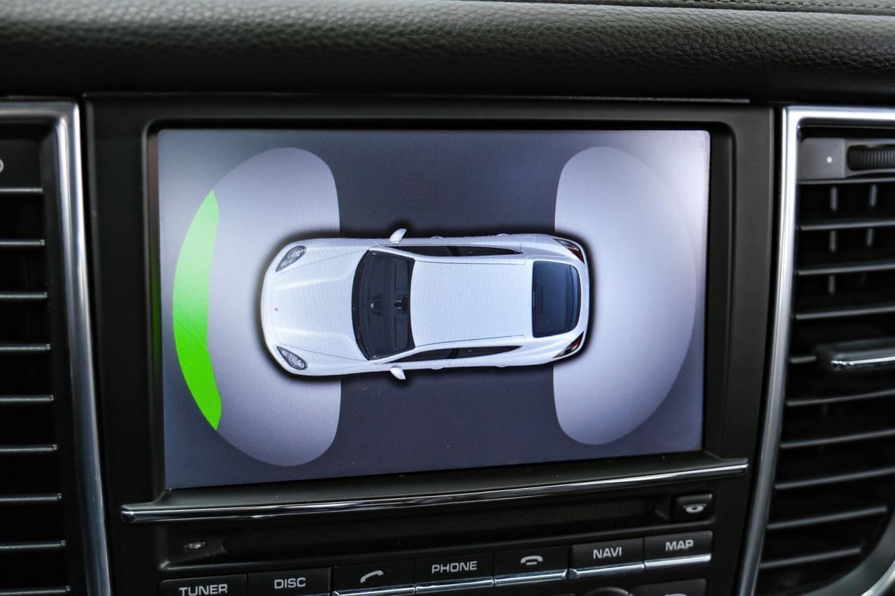 2010 Porsche Panamera S NAVIGATION SUNROOF LEATHER HEATED SEATS FRONT AND REAR PARKING SENSORS BLUETOOTH Carrollton TX