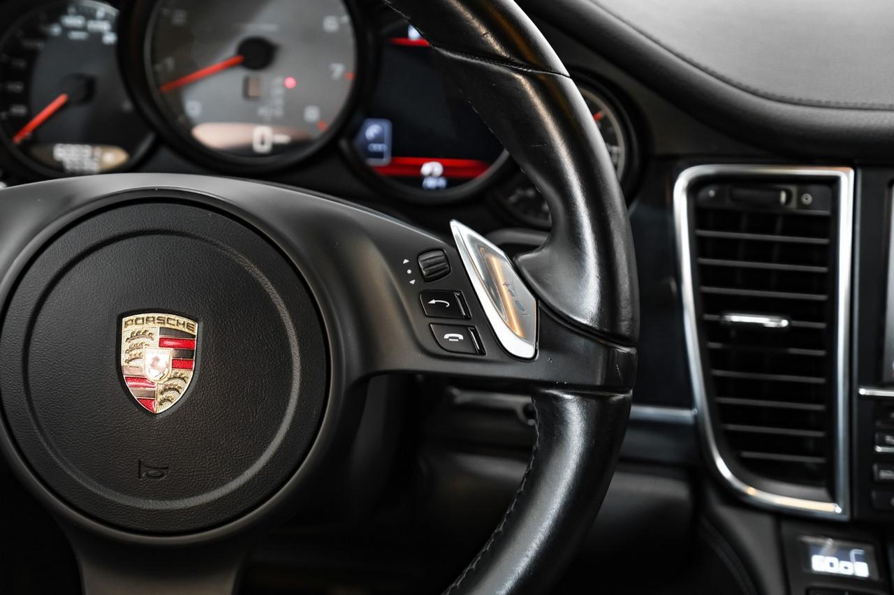 2010 Porsche Panamera S NAVIGATION SUNROOF LEATHER HEATED SEATS FRONT AND REAR PARKING SENSORS BLUETOOTH Carrollton TX