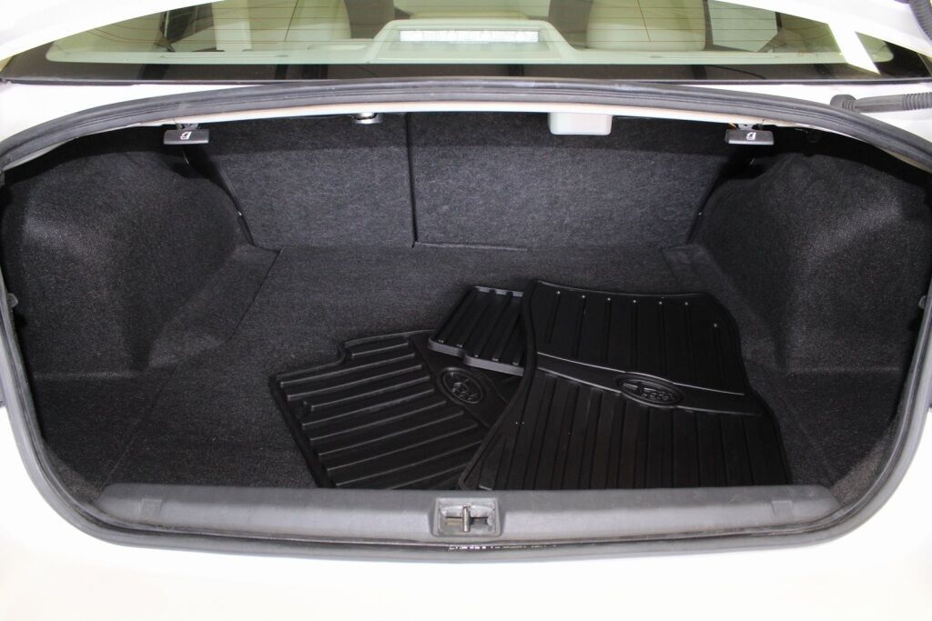 2010 Subaru Legacy 3.6R Richmond VA