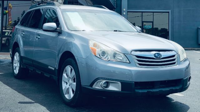 2010 Subaru Outback 2.5I Premium