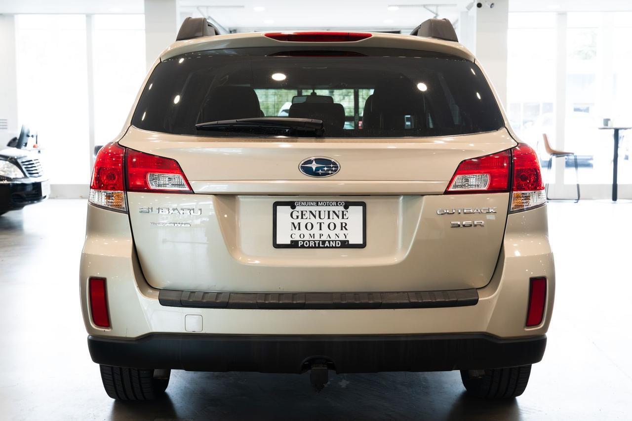 2010 Subaru Outback 3.6R Gladstone OR