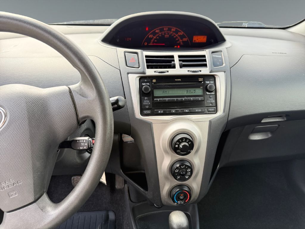 2010 TOYOTA YARIS Toledo OH