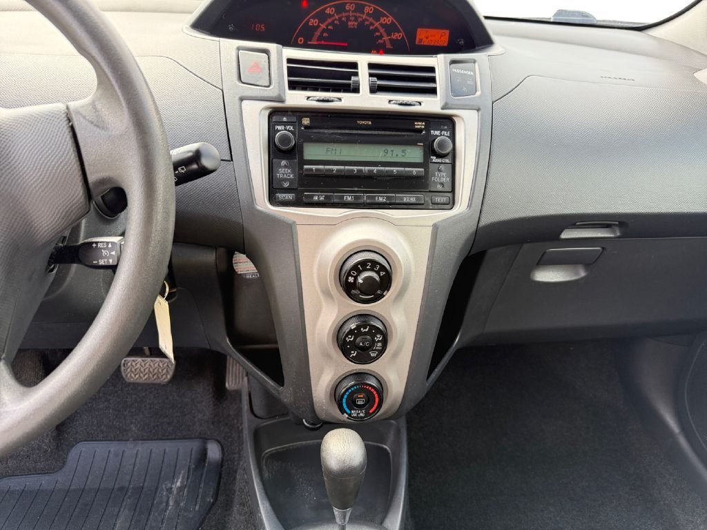 2010 TOYOTA YARIS Toledo OH