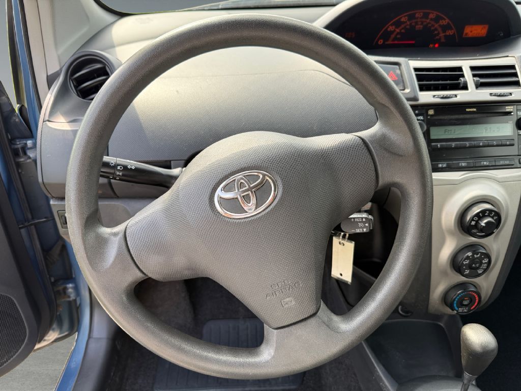 2010 TOYOTA YARIS Toledo OH