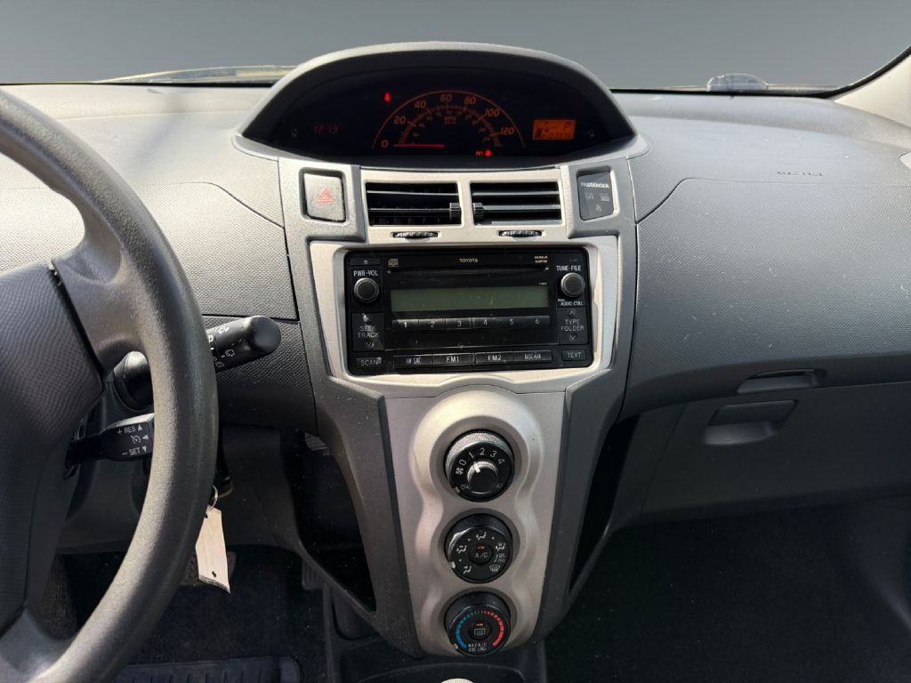 2010 TOYOTA YARIS Toledo OH