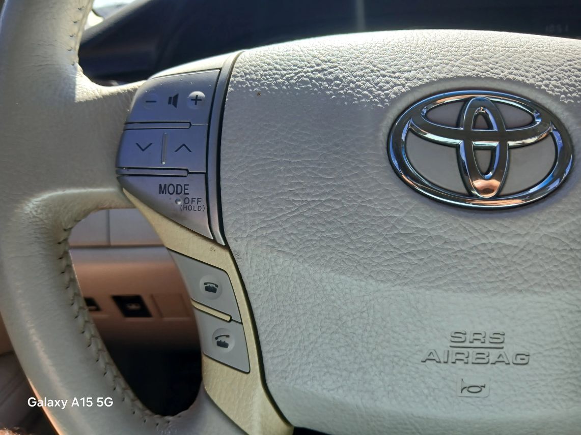2010 Toyota Avalon Limited Sedan 4D Maitland FL