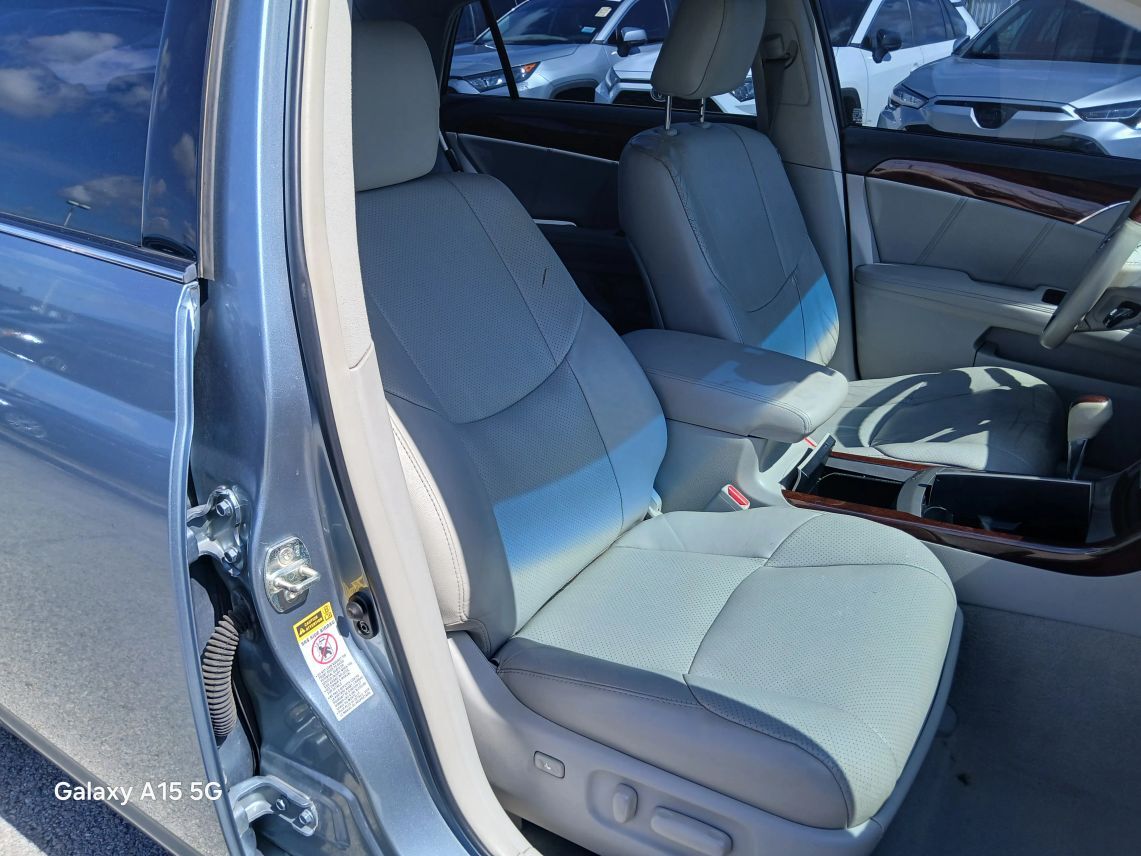 2010 Toyota Avalon Limited Sedan 4D Maitland FL